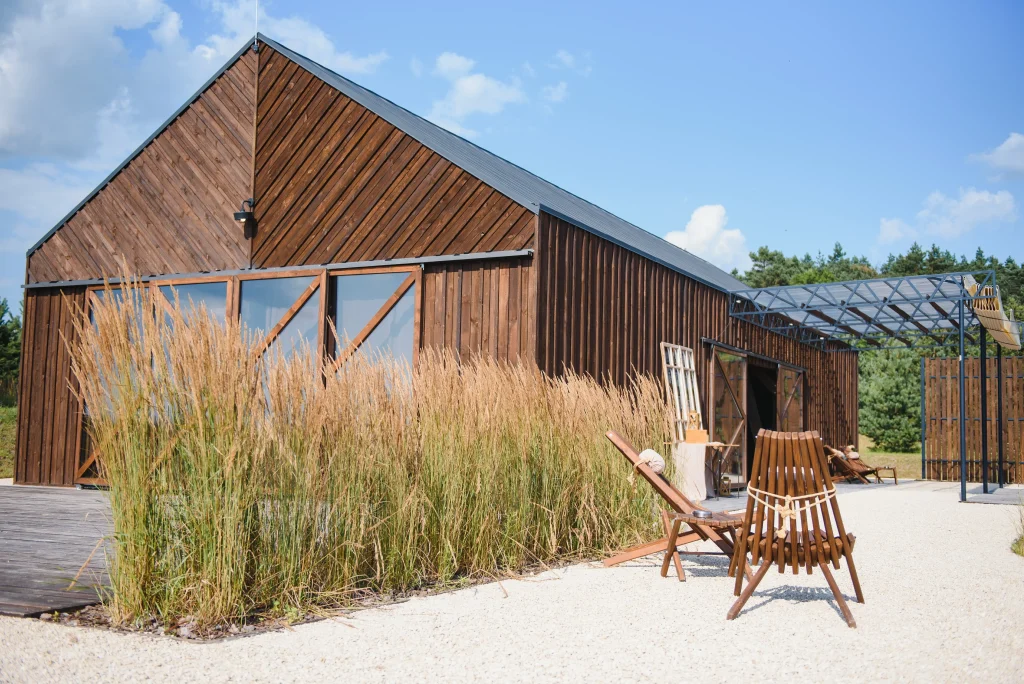 Pole_Barn_Image1